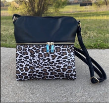 Load image into Gallery viewer, Leopard Crossbody
