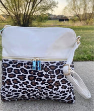 Load image into Gallery viewer, Leopard Crossbody
