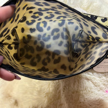 Load image into Gallery viewer, Leopard Cosmetic Bag
