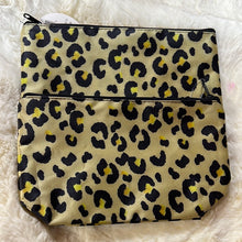 Load image into Gallery viewer, Leopard Cosmetic Bag
