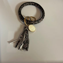 Load image into Gallery viewer, Bangle Keychain
