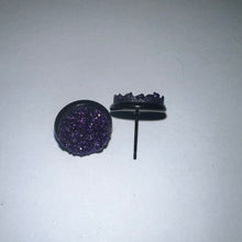 Load image into Gallery viewer, PURPLE Black Bezel Druzy Earrings
